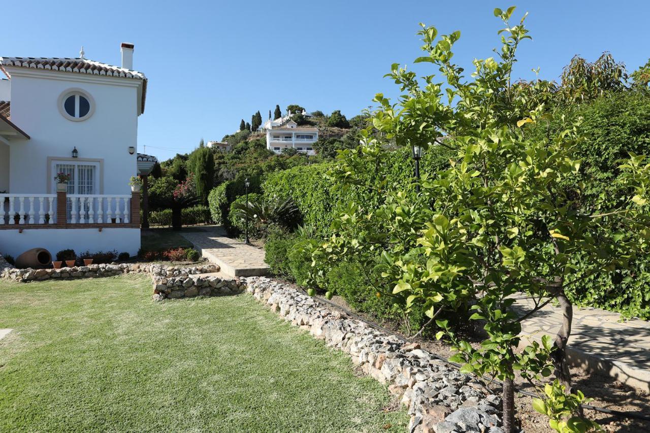 Villa Las Tinajas Luxury Nerja Eksteriør billede